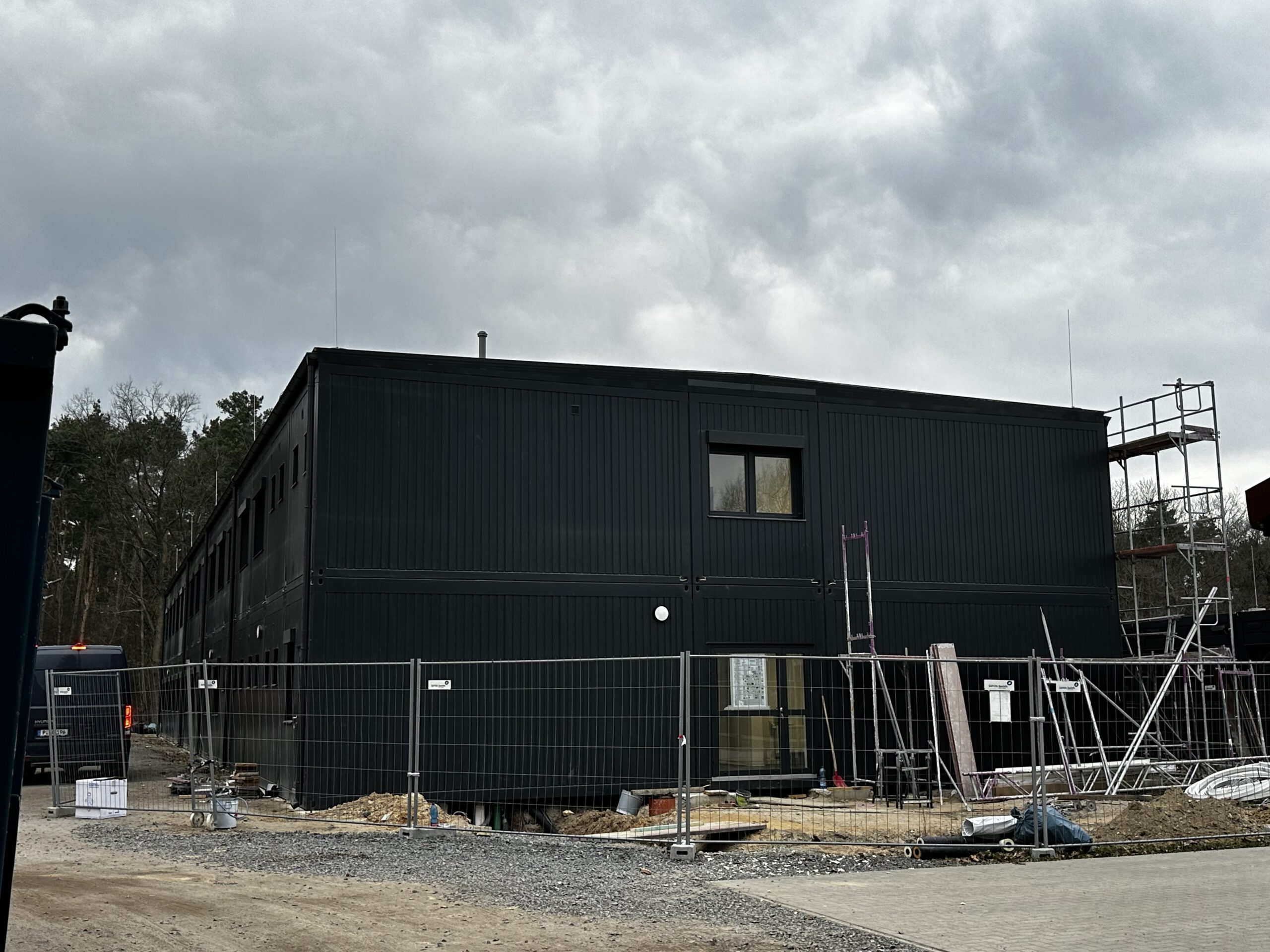 Die Aufstellung der Module ist abgeschlossen